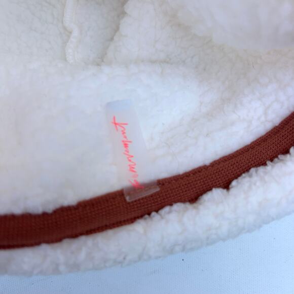 Free People FP Movement Backroads Sherpa Beanie Hat White Cream Beenie - Picture 7 of 8